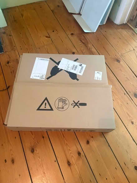 Photo of free 60cm John Lewis ceramic [cooking] hob (Walthamstow E17) #2
