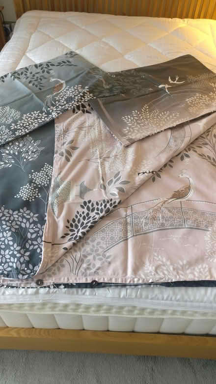 Photo of free Kingsize duvet covet set (Uxbridge UB10) #1