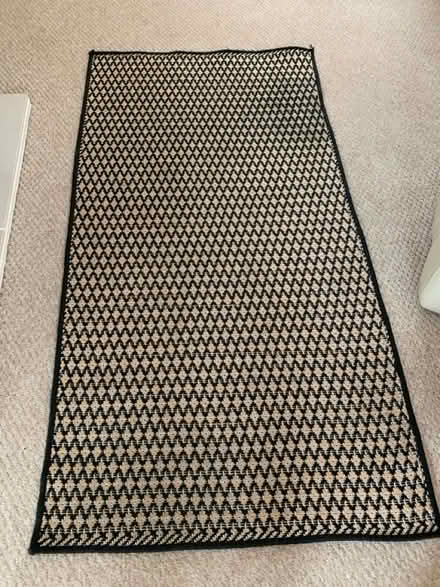 Photo of free Rug..5ft long…2ft 6” wide (ME15 off Willington street) #1