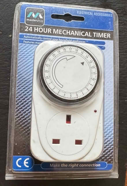 Photo of free 24hr plug timer (Portsmouth PO2) #1