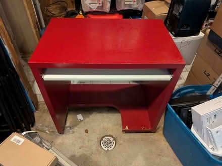 Photo of free Child's Computer Desk (Glebe / Dow's Lake) #1