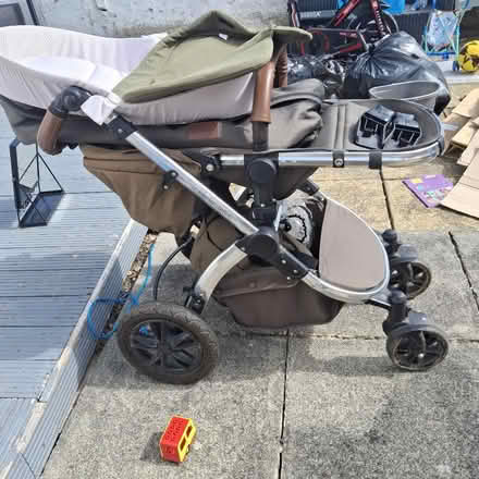 Photo of free Ickle bubba v4 stomp pram system (Seaside BN22) #1
