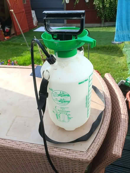 Photo of free Portable Sprayer (Rose Hill BB11) #1