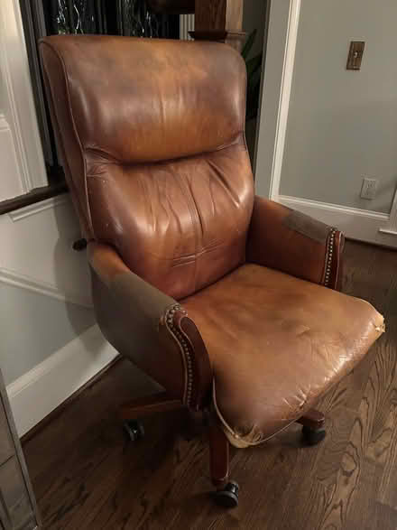 Photo of free Leather Desk Chair (McGinnis Ferry/Jones Bridge) #1