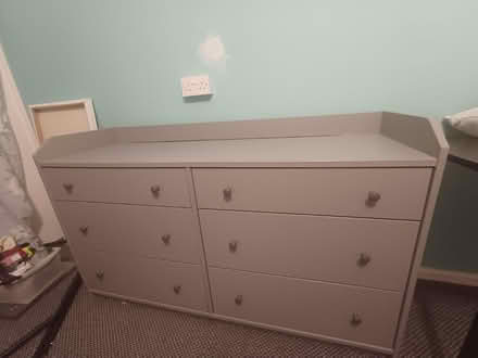 Photo of free Grey Chest of Drawers/ Vanity (E9 Hackney) #1