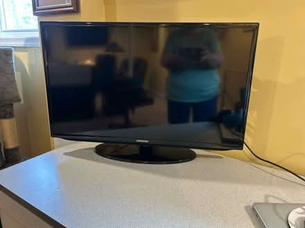 Photo of free Samsung TV (Owings Mills,MD) #1
