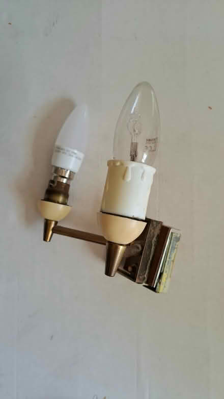 Photo of free Wall lights (BR5 St Mary Cray) #4