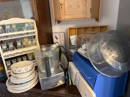 Photo of free Jobl ot kitchen stuff (Willingdon BN22) #1