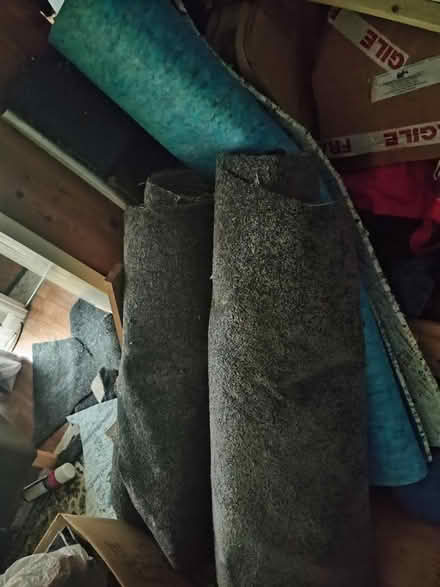 Photo of free Dark grey carpet & some underlay (Crawley RH11) #1