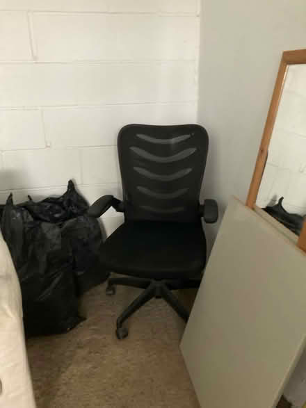 Photo of free Long mirror (Southwark Park Rd SE16) #1