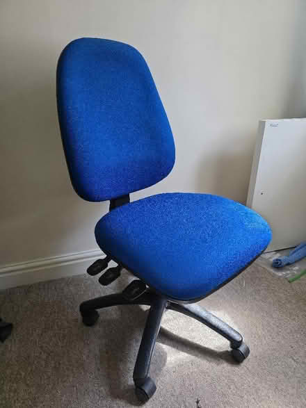 Photo of free Blue office chair (Faringdon SN7) #1