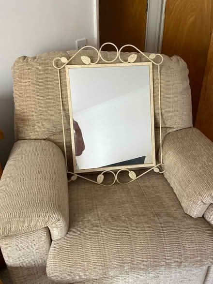 Photo of free Mirror (Sidcup/Blackfen) #1