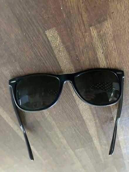 Photo of free Genuine Rayban sunglasses (Weston Park BA1) #2