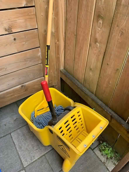 Photo of free Rubbermaid mop and bucket (East End Toronto) #1