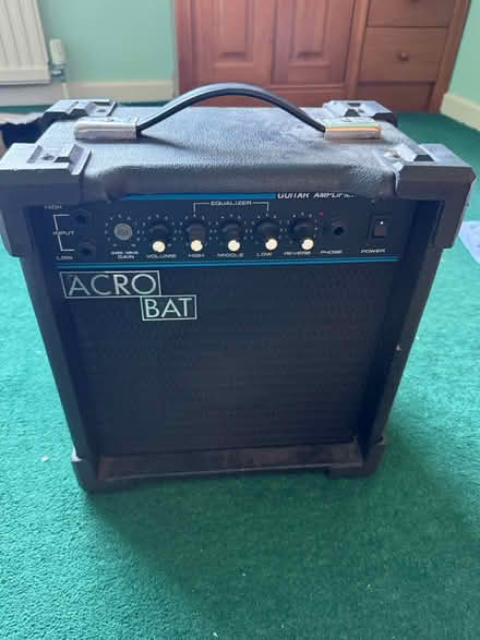 Photo of free Small amp. Guitar/microphone (bognor regis PO22) #1