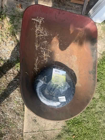 Photo of free Wheelbarrow with replacement wheel (Philadelphia/South Jersey) #2