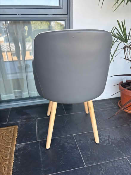 Photo of free Chair (islington N1) #3