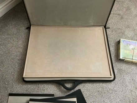 Photo of free 500 piece Jigsaw with carry case and board (Newby CA10) #3