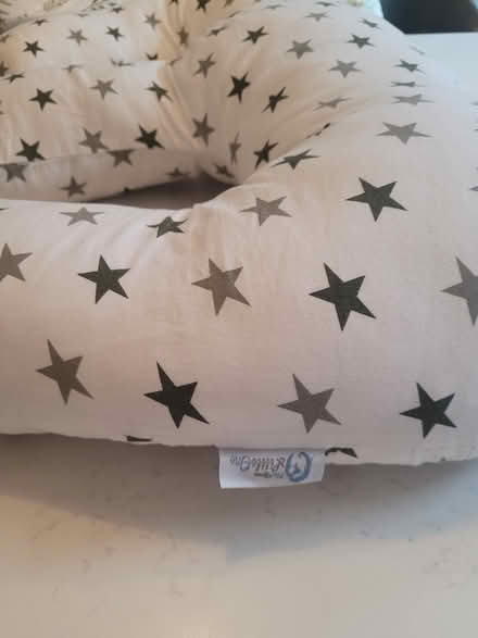 Photo of free Twin feeding pillow (Tooting Broadway) #2