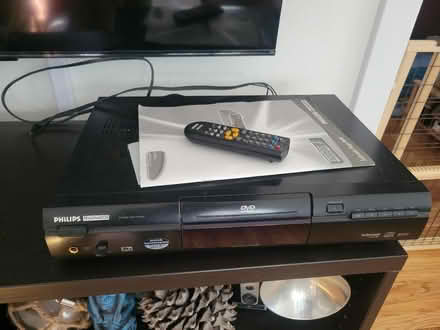 Photo of free Philips DVD player (Upper Patten) #1