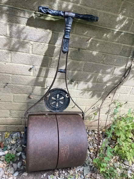 Photo of free Grass roller (Street BA16) #1