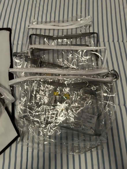 Photo of free Storage bags with zippers (Woodridge) #2