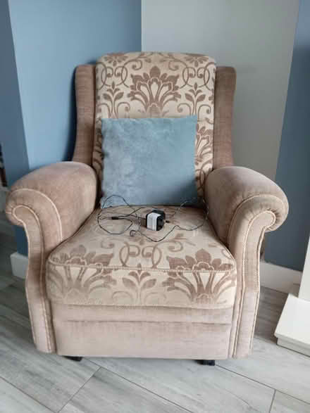Photo of free Electric recliner (Shrewsbury SY1) #1