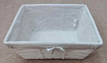 Photo of free White lined basket (The Sixth Form College, Farnborough GU14) #1