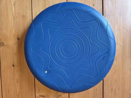 Photo of free Active sitting seat pad from Sissel (Heaton Norris SK4) #4
