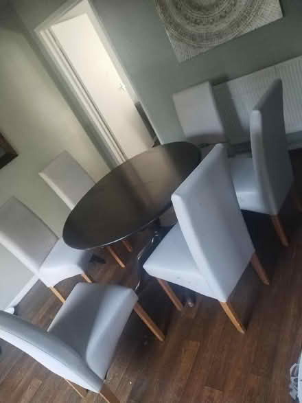 Photo of free Extendable table and chairs (Shephall SG2) #1
