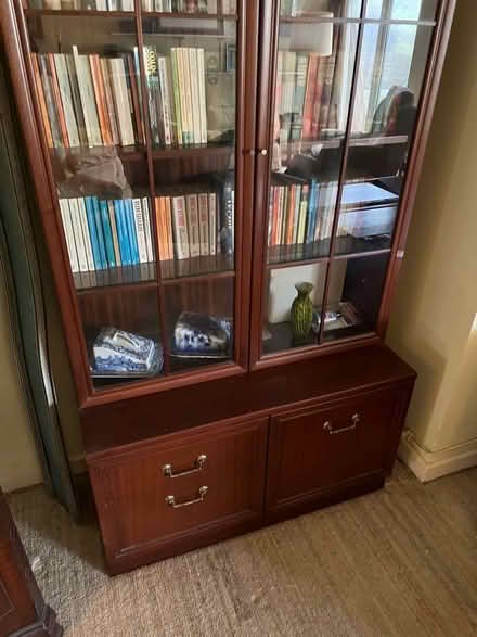 Photo of free G plan bookcase/ display unit (Horton-cum-Studley OX33) #3