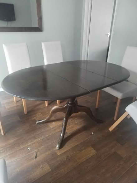 Photo of free Extendable table and chairs (Shephall SG2) #3