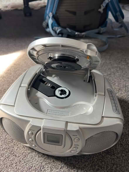 Photo of free Cd player radio (LU6 Central Dunstable) #2