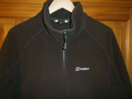 Photo of free Mens Khaki Berghaus Fleece Jacket Size L (Bryn WN4) #2