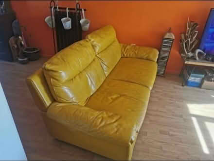 Photo of free Lovely yellow sofa (Thorneywood NG3) #2