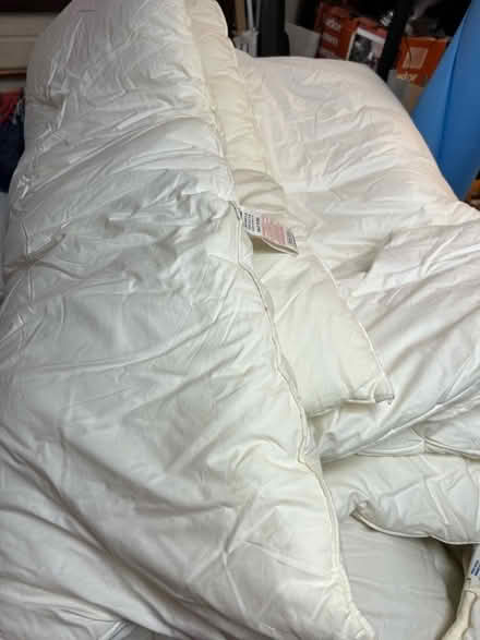 Photo of free 5ft duvet. 10.5 tog (Westbrook WA5) #1