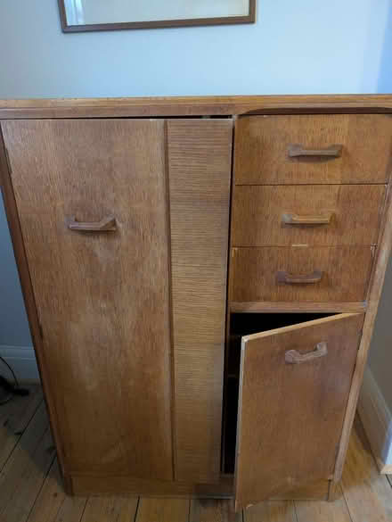 Photo of free G-Plan small wardrobe (Stoke Newington) #1