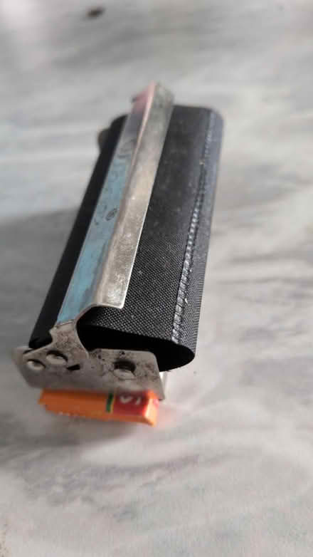 Photo of free Rolling machine +papers (Bonnington EH6) #1