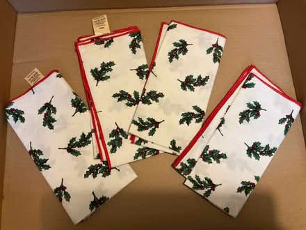 Photo of free Christmas table napkins (Walkley S6) #1