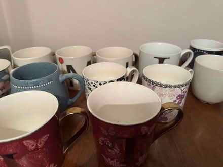 Photo of free Selection of mugs (Hale Village L24) #3