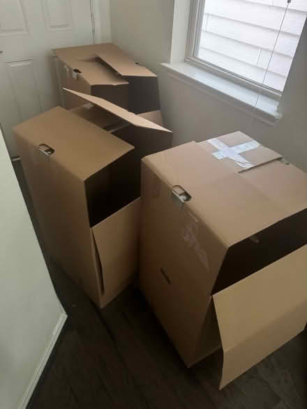 Photo of free Wardrobe moving boxes (Spring Branch West) #1