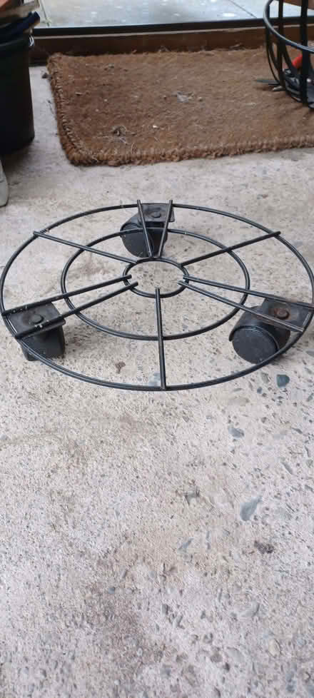Photo of free Pot mover (Longden SY5) #1