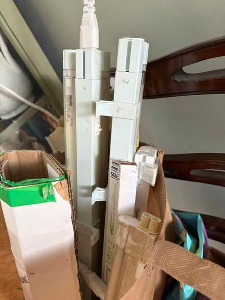 Photo of free Bag of assorted light bulbs and under cupboard lighting (Benton NE12) #2