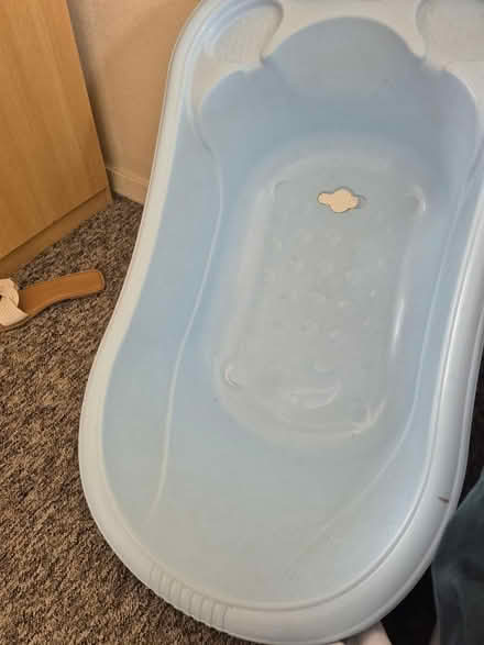 Photo of free Shower Bath (Bethel Green E1) #1