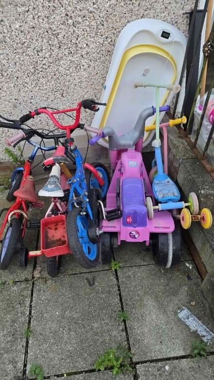 Photo of free Kids bicycle (Glasgow G69) #3