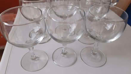 Photo of free wine glasses x 6 (Byfleet KT14) #1