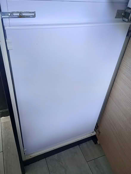 Photo of free Washing machine fridge freezer (Brynhyfryd SA5) #3