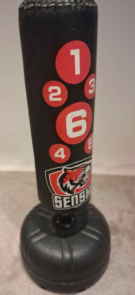 Photo of free Free standing punch bag (SE19 Crystal Palace) #1