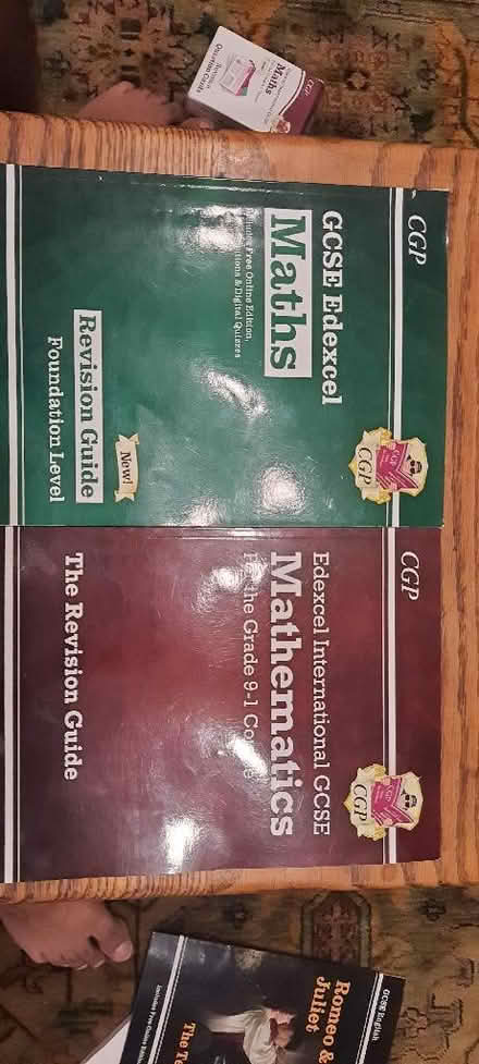 Photo of free gcse cgp (maths+english books (Oxhey Hall WD19) #1