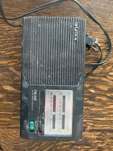 Photo of free Plug-in Sony Radio (Oakland Piedmont Ave) #1